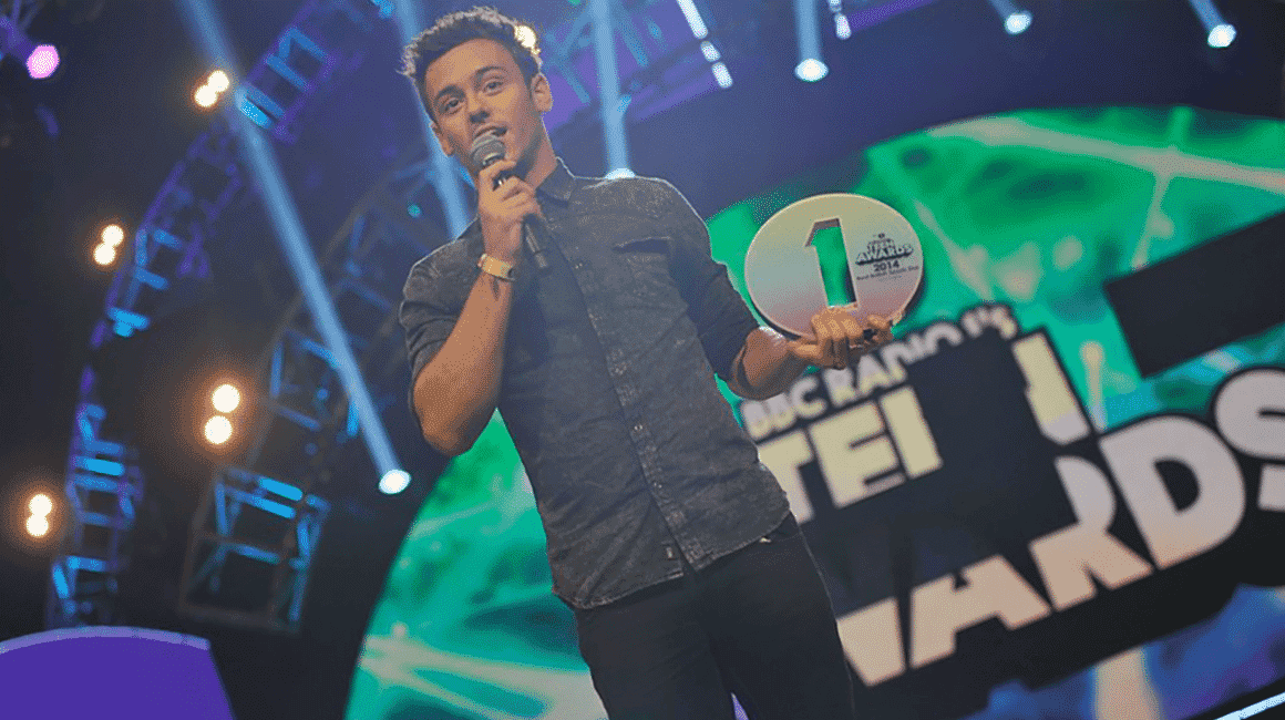 Radio-1-Teen-Award-Tom-Daley_1160x650_acf_cropped-1