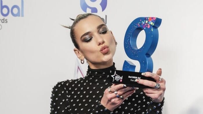 Dua-Lipa-Winner-Global-Awards-2