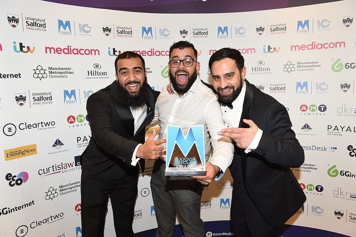 Casper-Ahmed-Mohammad-Ali-Yunis-and-Sohail-Hussain-win-Best-Stage-Production-with-Peaceophoba