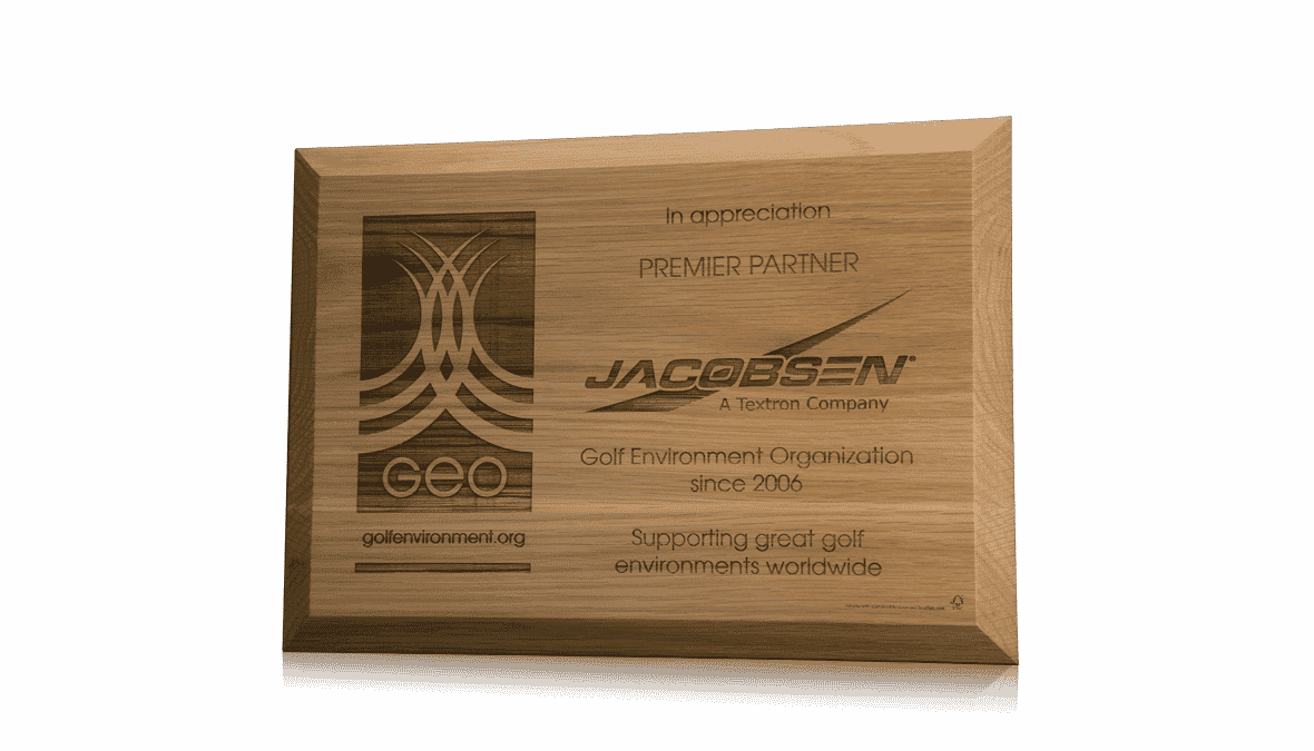 Wooden plaque for the GEO Partner Awards