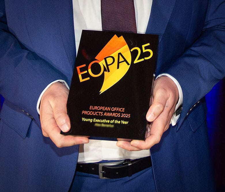 EOPA25_Winners_Trophy_crop