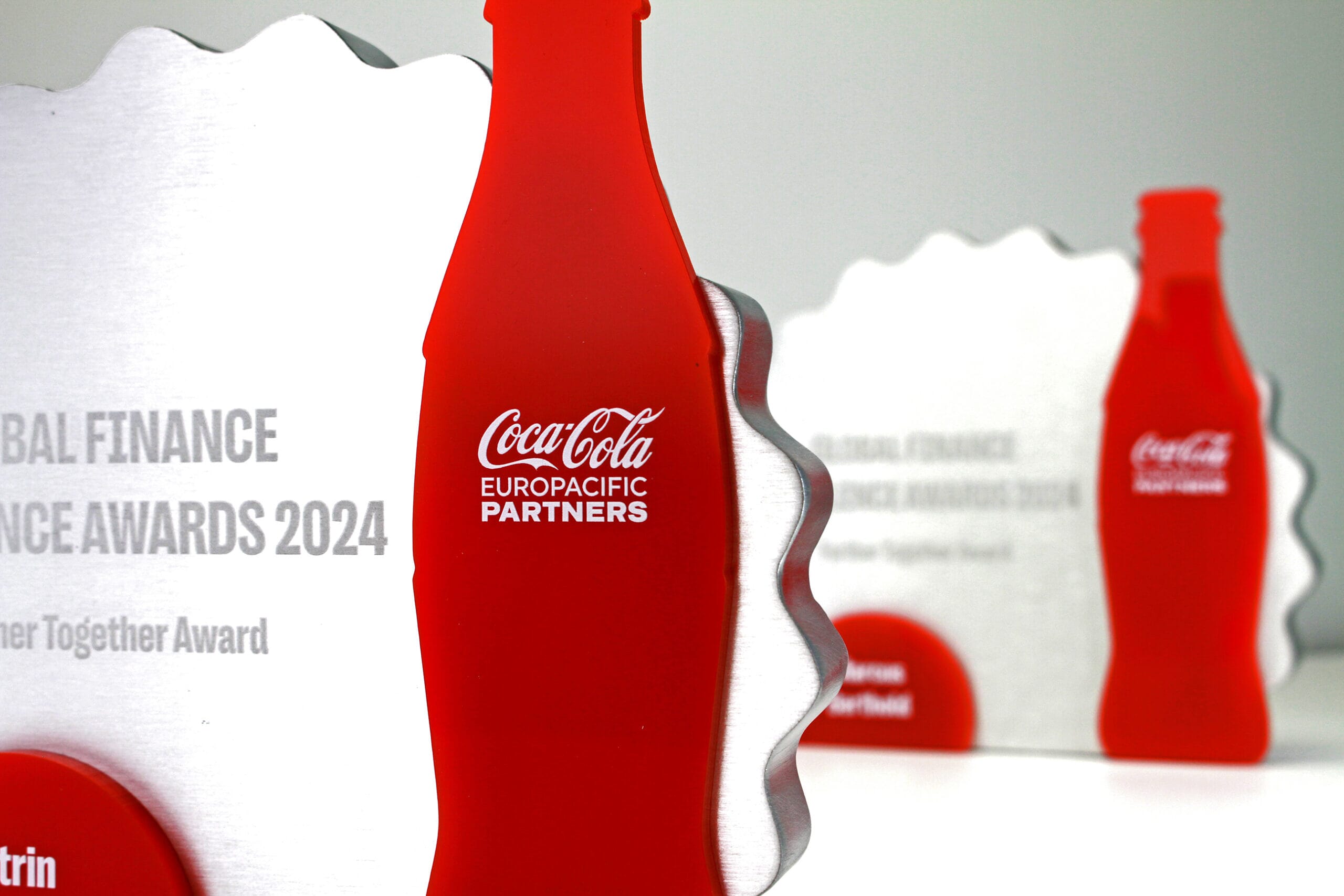 Coca-Cola Finance Excellence Awards - Trophy - Group Shot