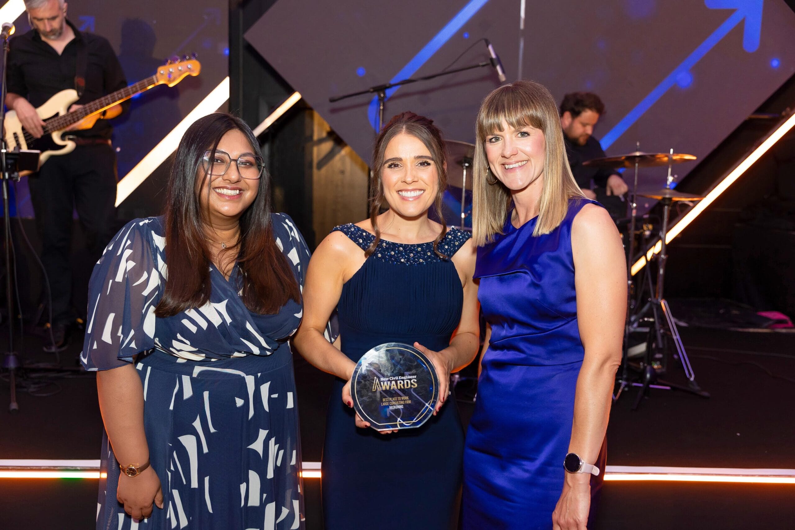 GA016379-NCE-Awards-2025-Event-Photo-%40ncedigital-NCEAwards-NCEGrads-1-scaled