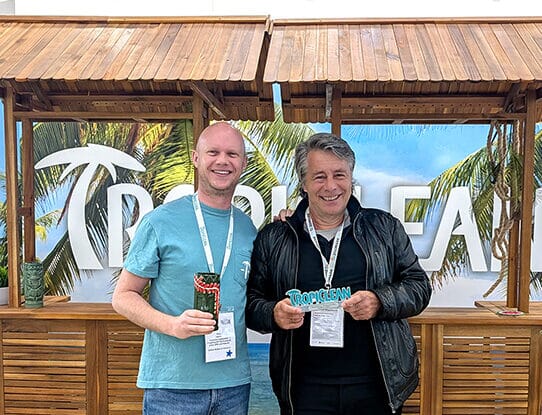 GA016464-Tropiclean-Awards-Event-Photo
