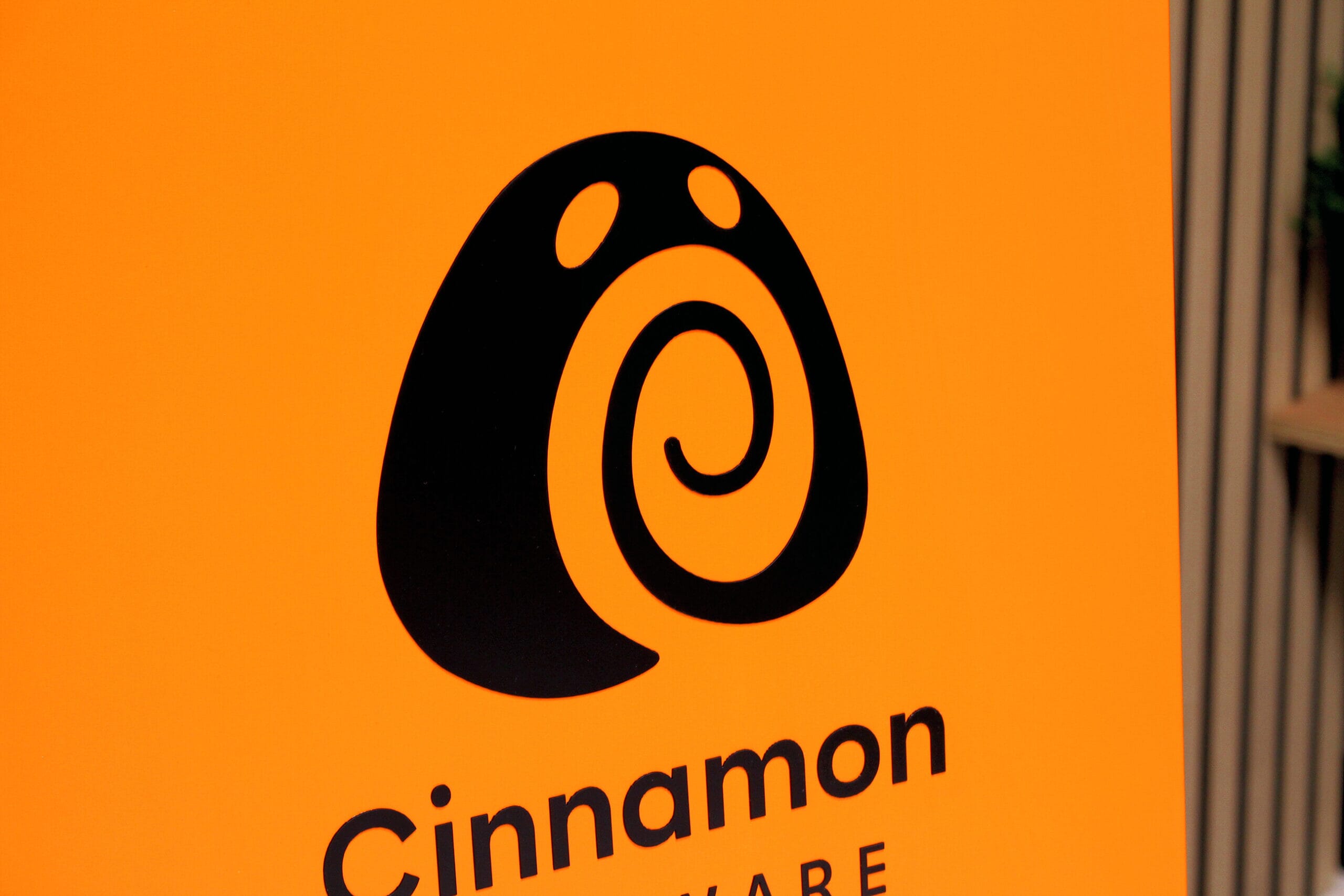 GA016623-Cinnamon-Plaques-Photo-19-scaled