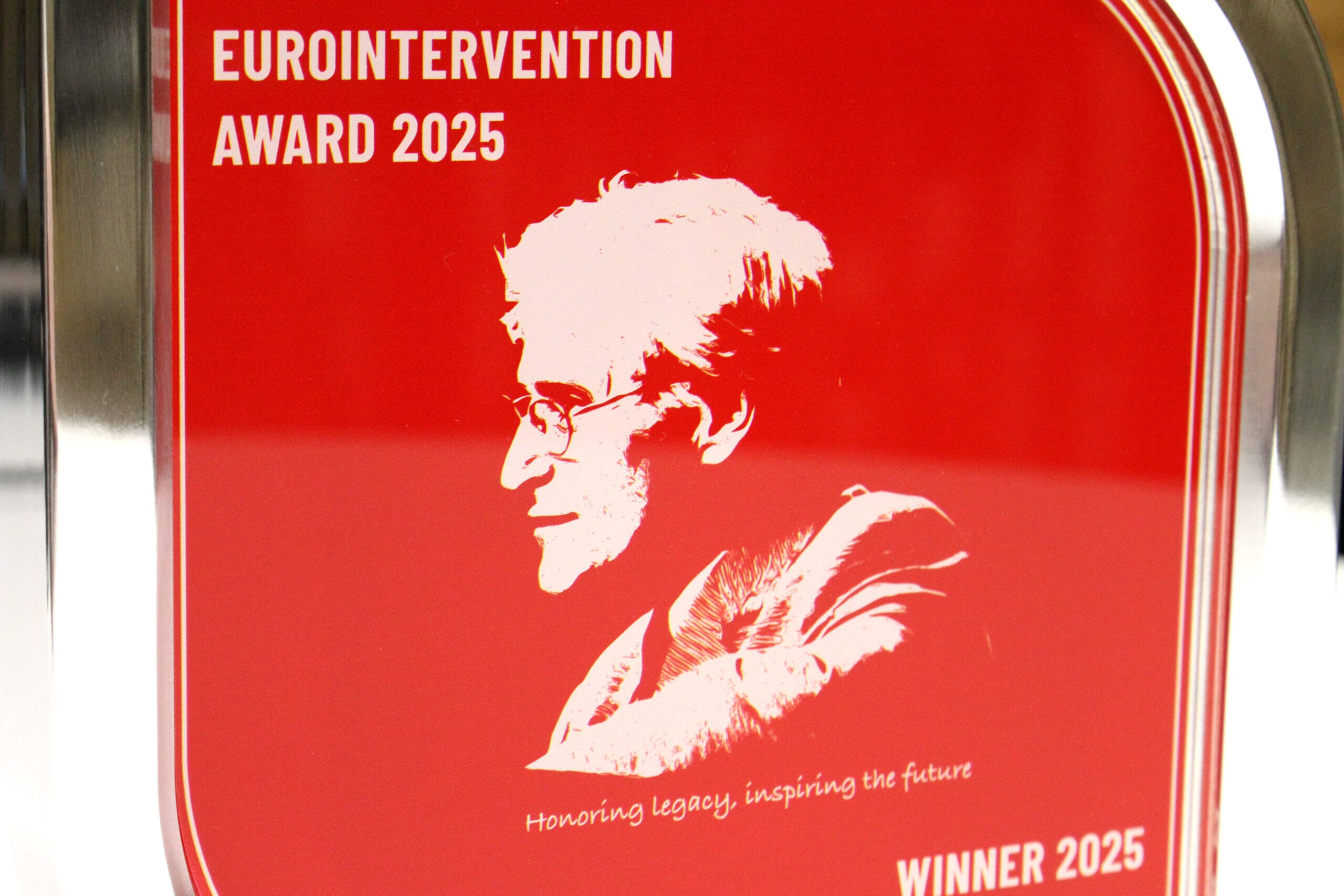 GA017006-Alain-Cribier-EuroIntervention-Award-Photo-5-scaled