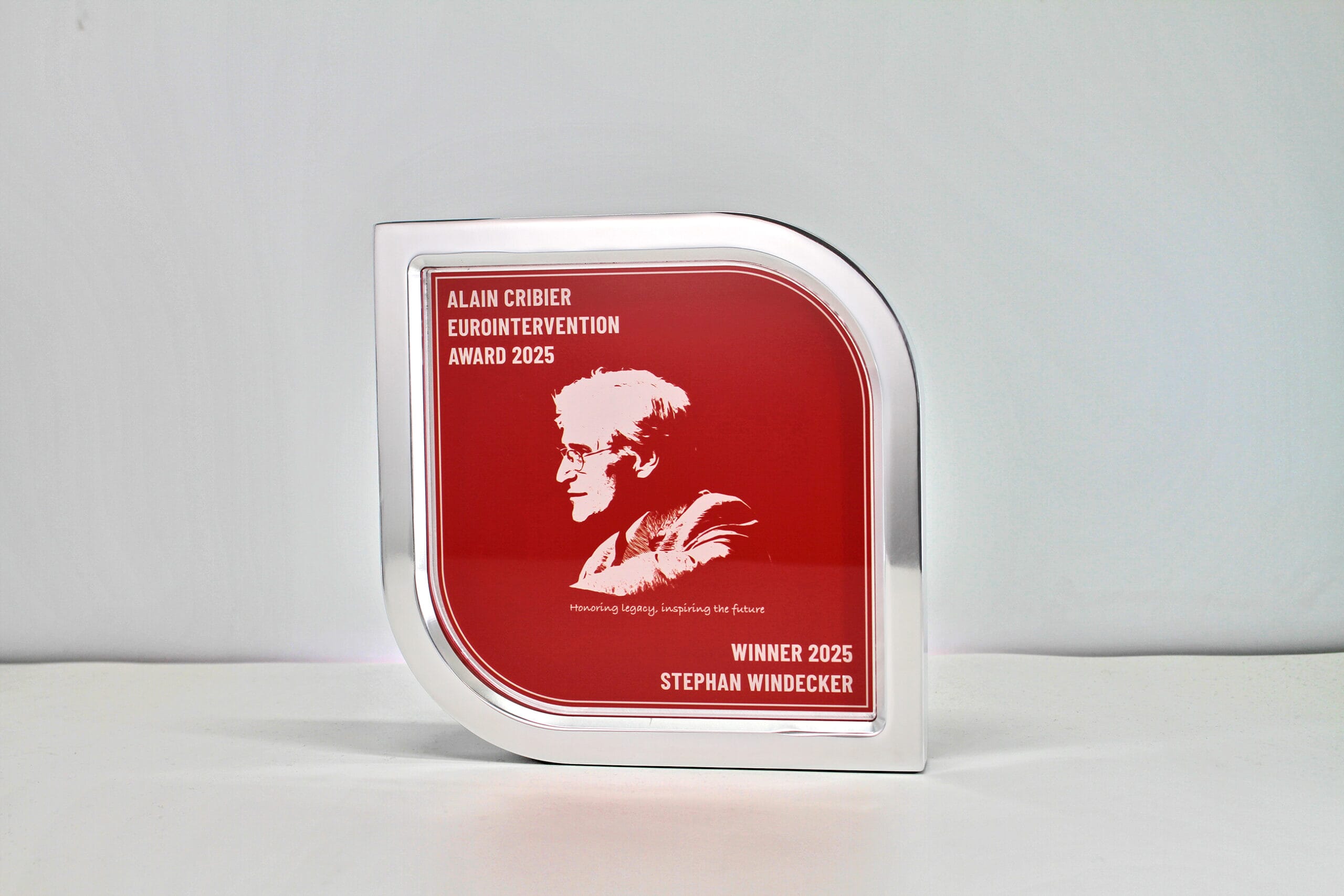 GA017006-Alain-Cribier-EuroIntervention-Award-Photo-7-scaled