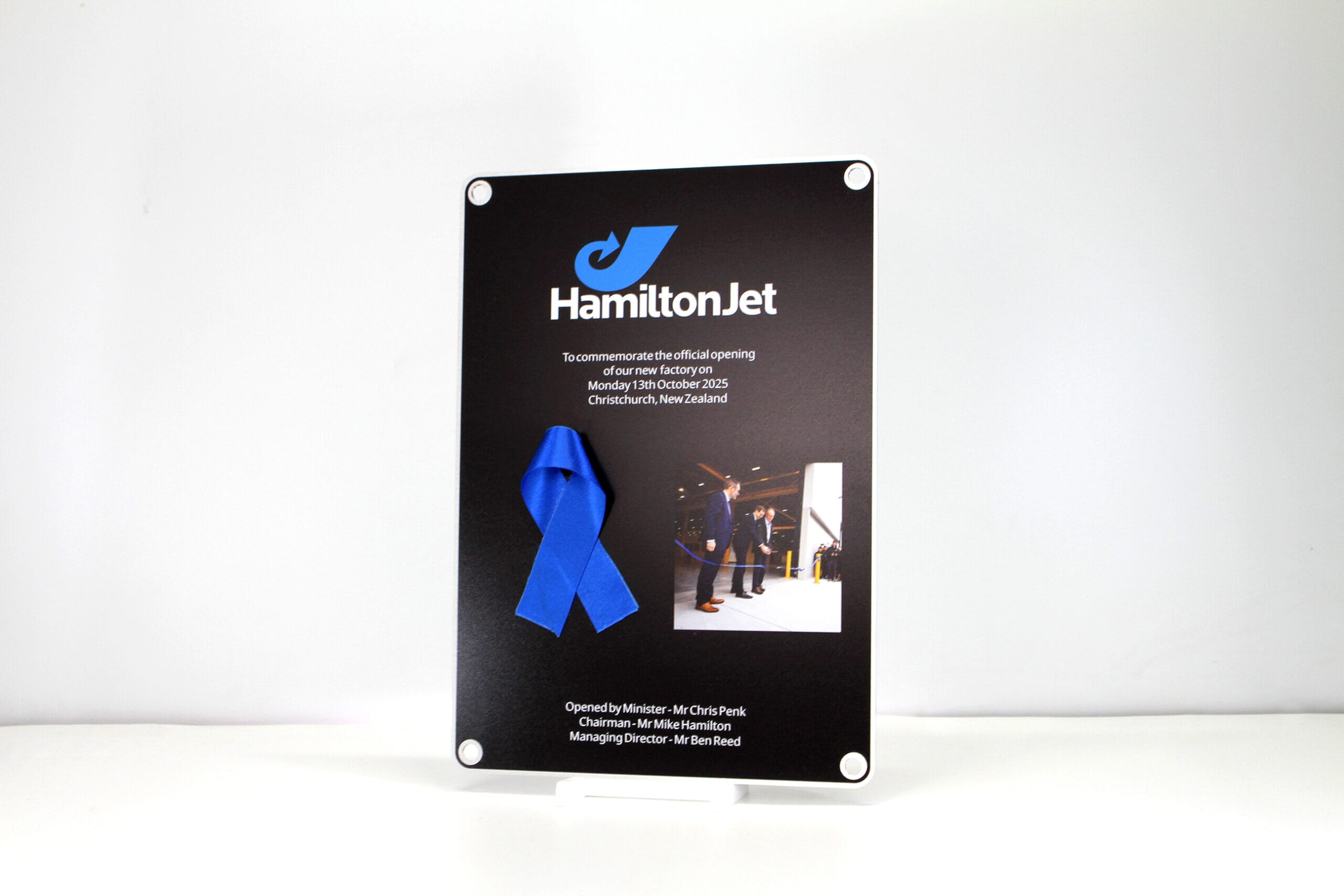 GA017312-Hamilton-Jet-Plaques-Photo-5-scaled